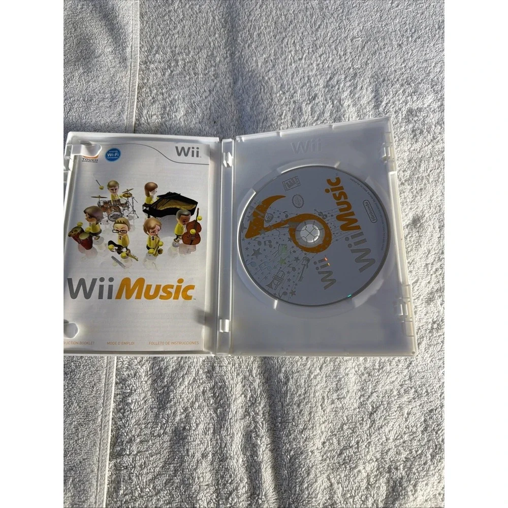 Wii Music (Nintendo Wii, 2008) Complete W/manual